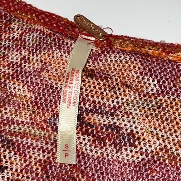 Free People Red Rudi Ruffle Long sleeves Bohemian top size Small - Picture 12 of 16